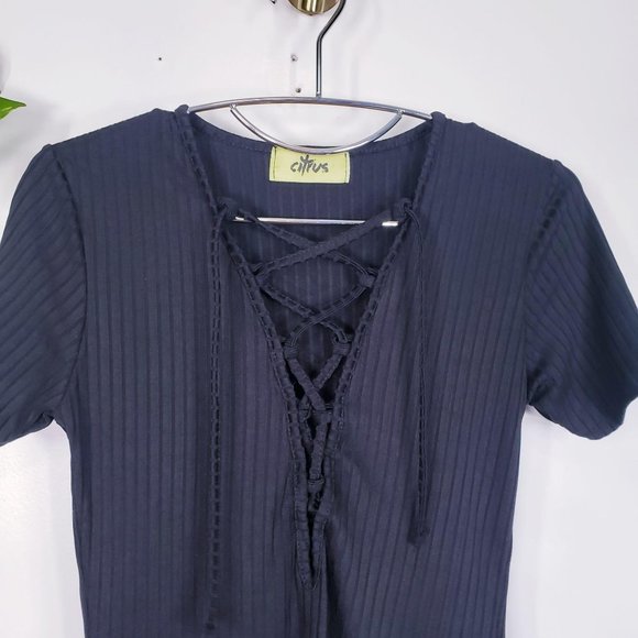 CITRUS Black Textured Sheath Mini Dress 8 MEDIUM V-Neck Front Lace-up Cap Sleeve - Picture 4 of 11